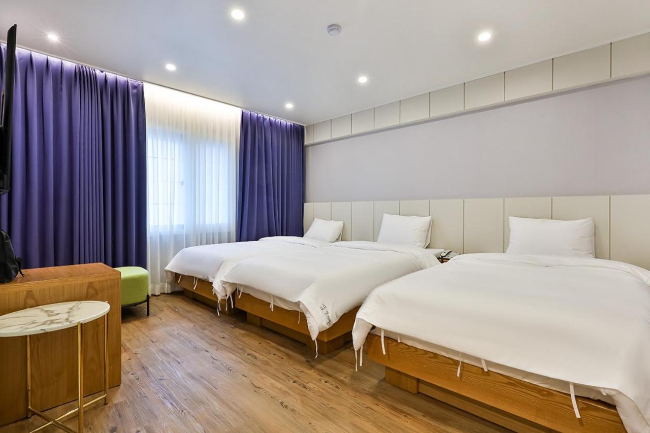 Hotel Langsam Кьонджу Екстер'єр фото
