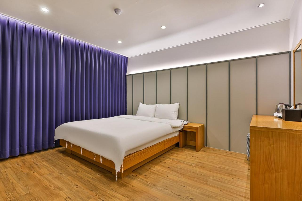 Hotel Langsam Кьонджу Екстер'єр фото